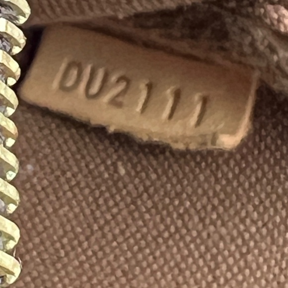 Authentic Louis Vuitton Mini Pouchette - Picture 4 of 6